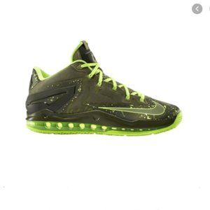*SOLD* Nike Max Lebron 11 Low